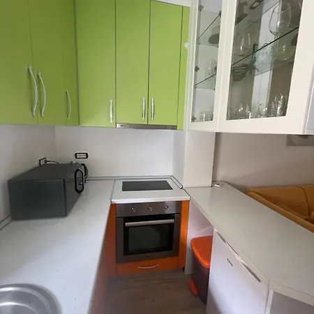 Studio Next To 5* Resorts, Golem