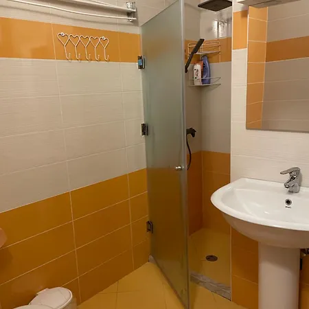 Studio Next To 5* Resorts, Golem Дуррес