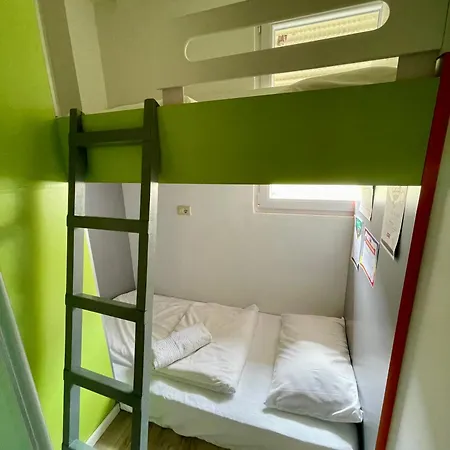 Studio Next To 5* Resorts, Golem Appartement *
